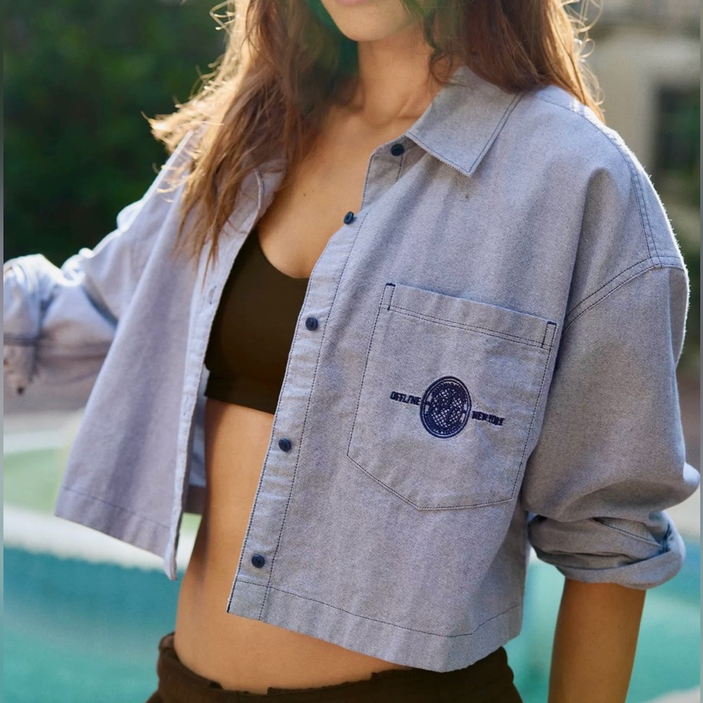 Cropped button down shirt Light Blue gray lightweight Denim Jacket M nautical NY